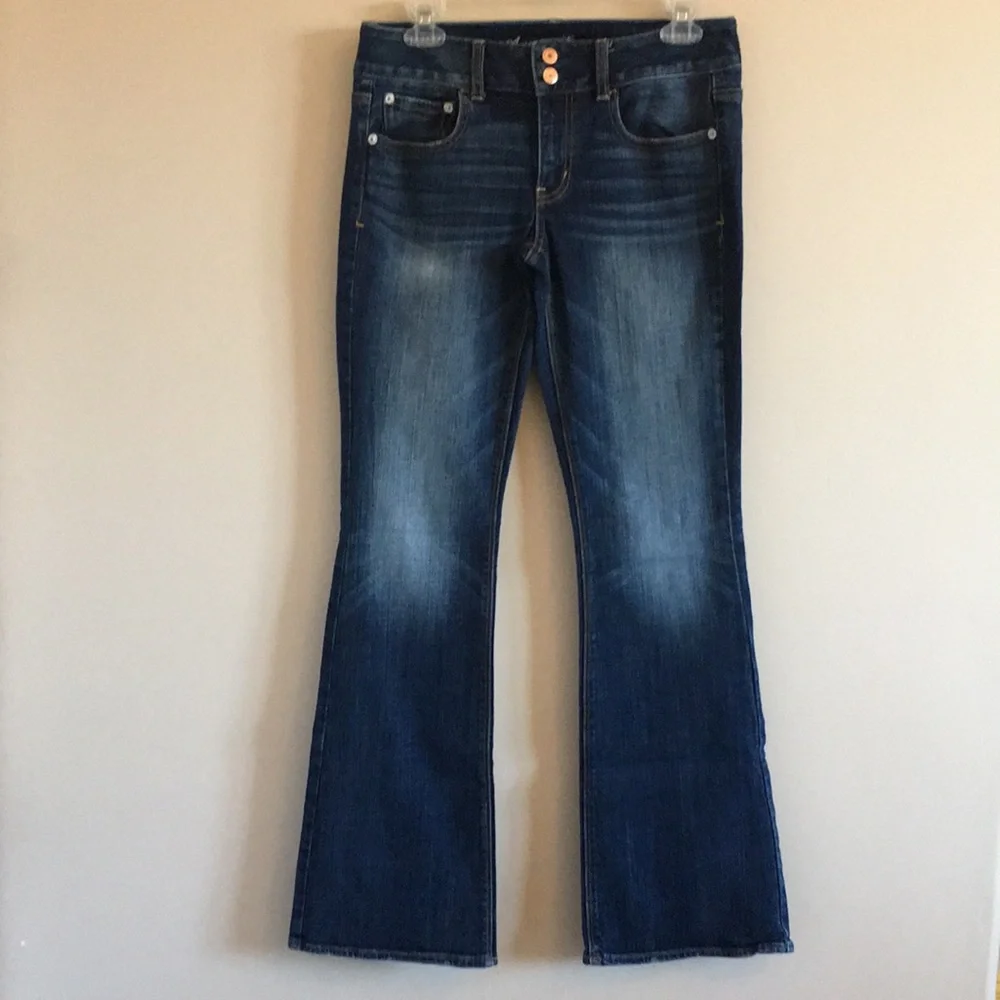AEO | Artist Bootcut Stretch Denim Jean size 6 - Picture 1 of 6